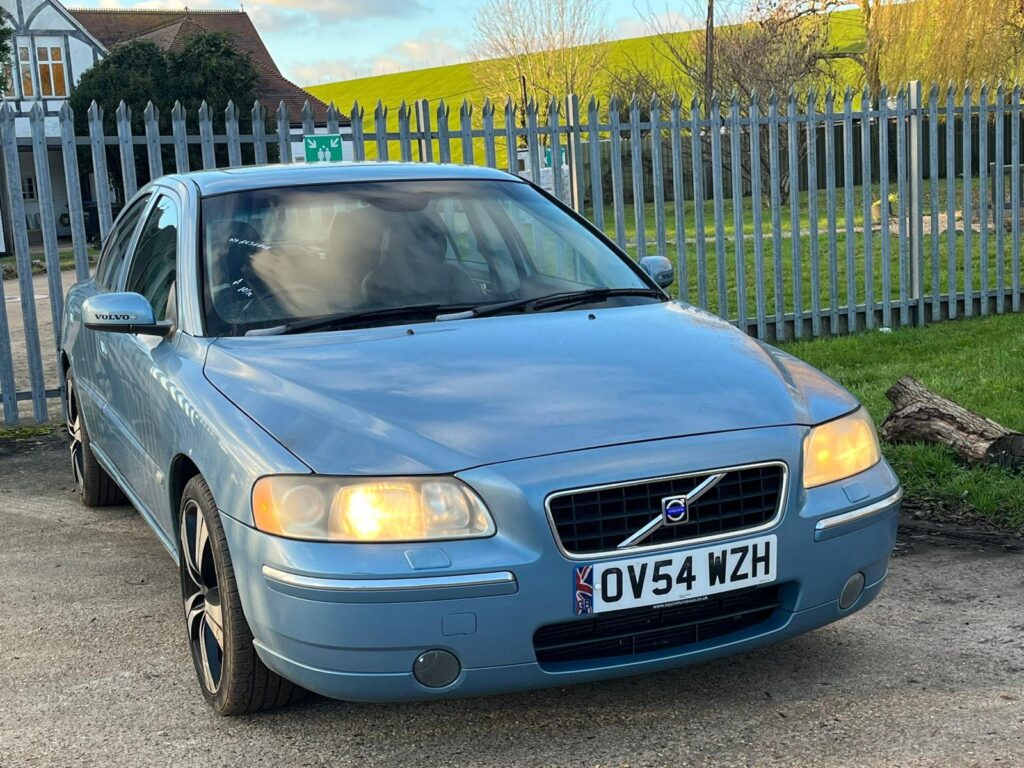 2004 Volvo S60