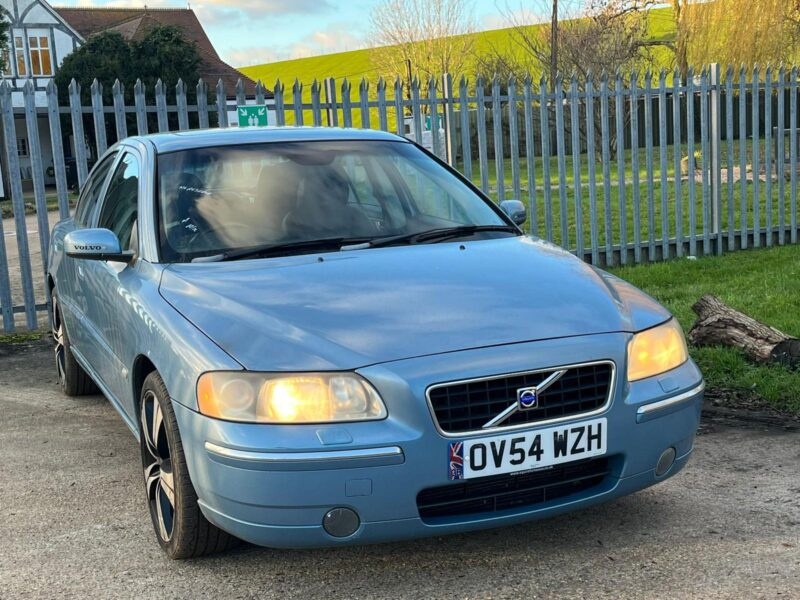 2004 Volvo S60