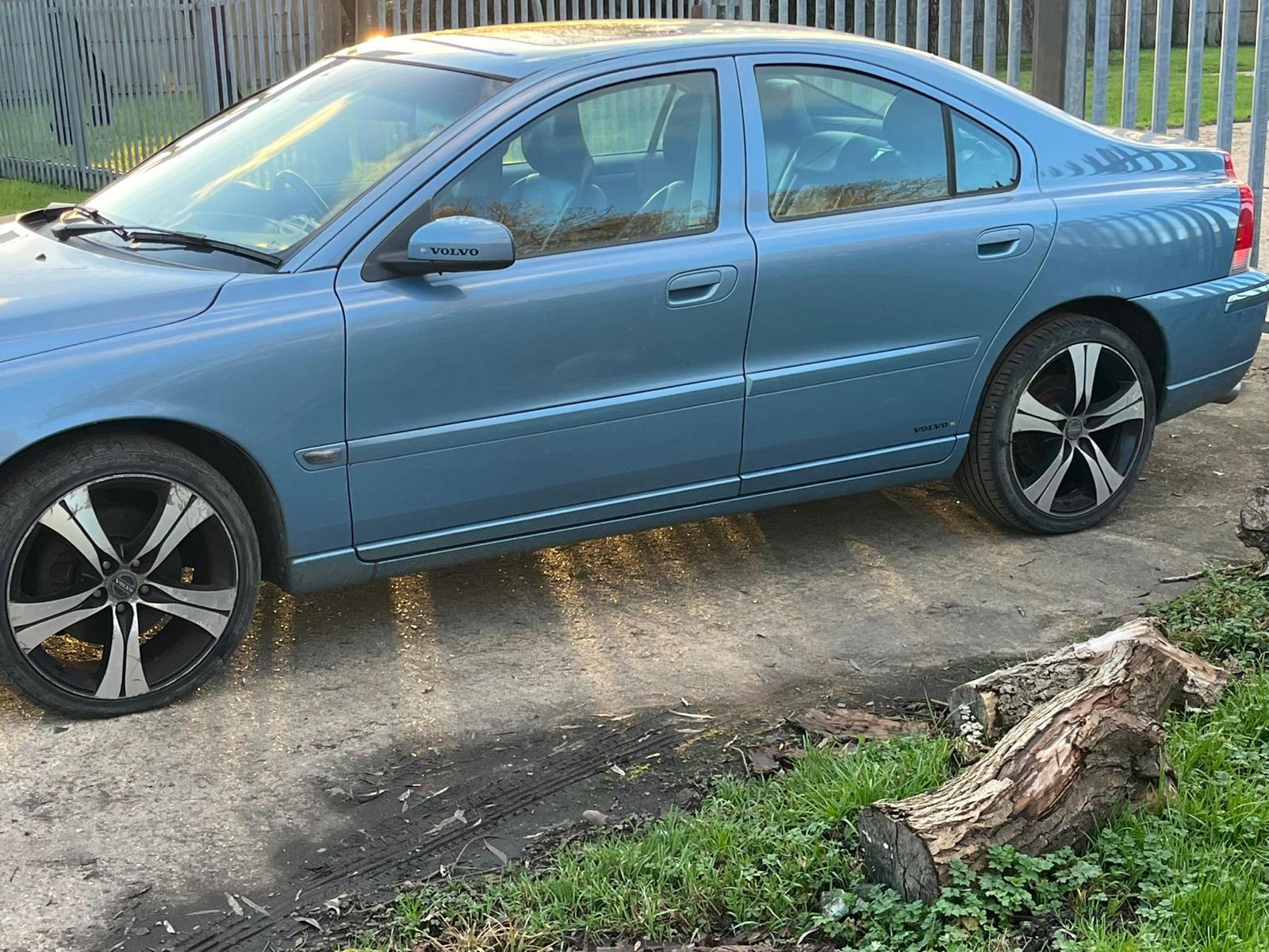 2004 Volvo S60